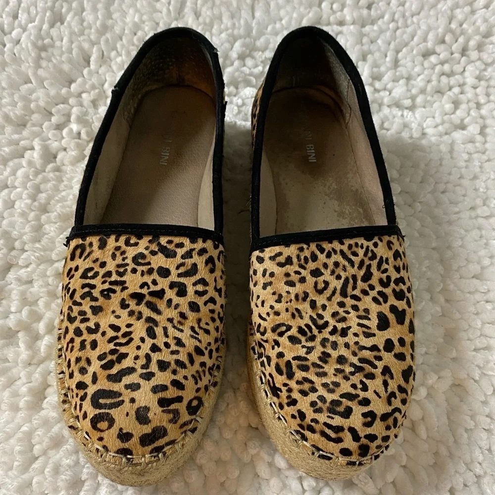 Gianni Bini Leopard Print Calf Hair Espadrilles Slip On Platforms Women’s size 8